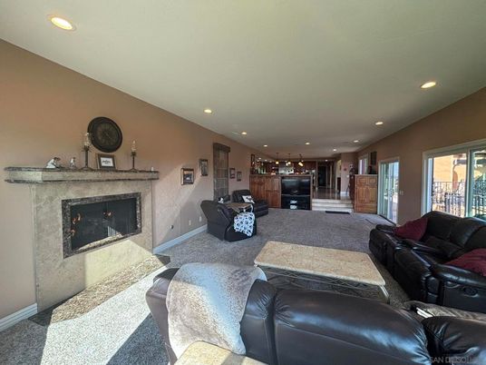 Fireplace, Interior, Living room, Pendant Lights, Recessed Lighting