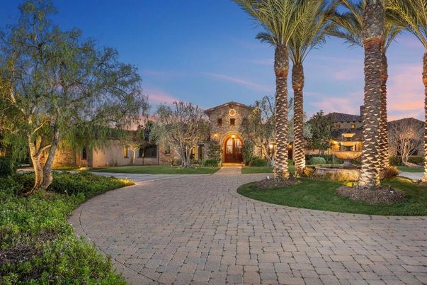 Backyard, Exterior, Facade, Mediterranean