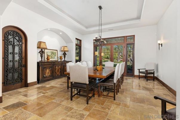 Chandelier, Dining room, Interior, Pendant Lights, Recessed Lighting