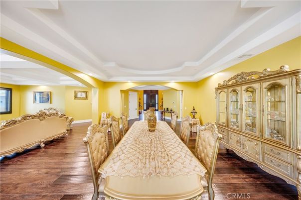Dining room, Interior, Living room, Recessed Lighting, Wood Texture Flooring