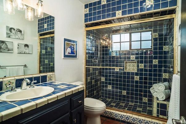Bathroom, Interior, Tile Countertops