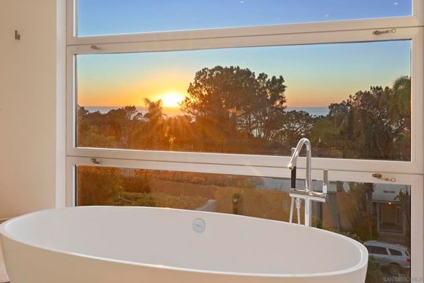 Bathroom, Free Standing Baths, Interior, Water