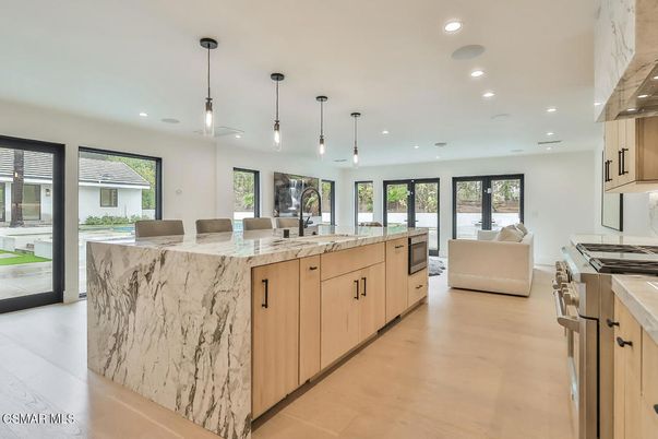 Interior, Kitchen, Living room, Pendant Lights, Recessed Lighting, Wood Texture Flooring