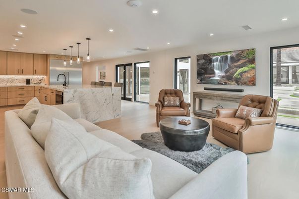 Interior, Kitchen, Living room, Pendant Lights, Recessed Lighting, Wood Texture Flooring