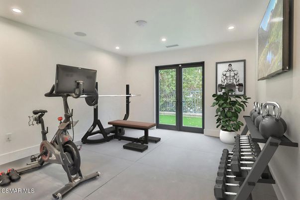 Fitness Equipment, Interior, Recessed Lighting