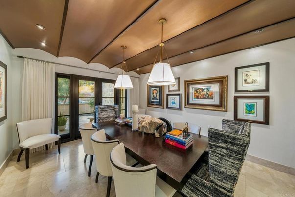 Dining room, Interior, Pendant Lights, Recessed Lighting