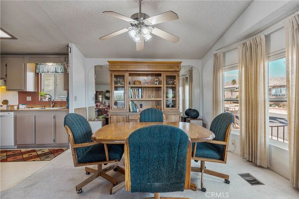 Dining room, Interior