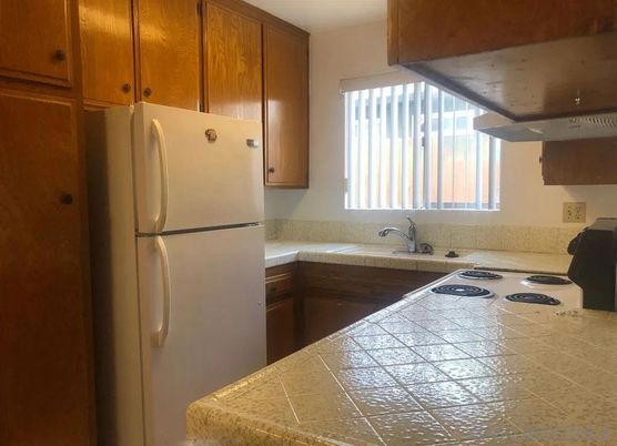 Interior, Kitchen, Tile Countertops