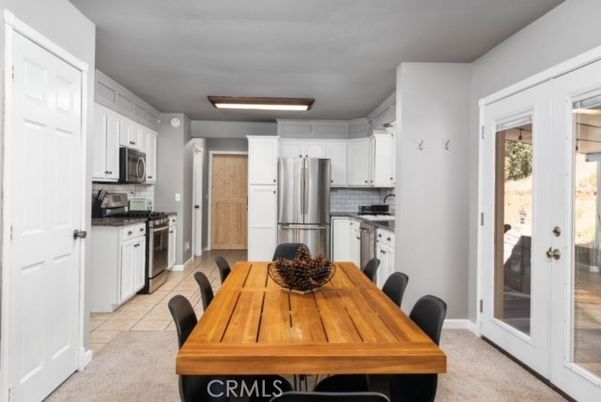 Dining room, Interior, Kitchen, Stainless Steel Appliances