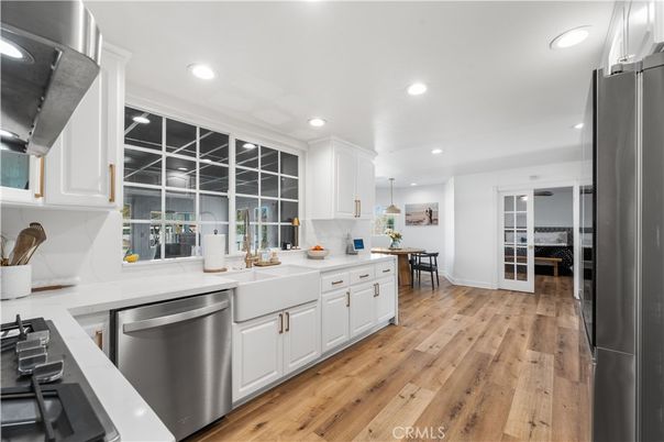 Dining room, Interior, Pendant Lights, Recessed Lighting, Wood Texture Flooring