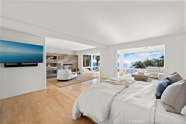 Bedroom, Fireplace, Interior, Water, Wood Texture Flooring