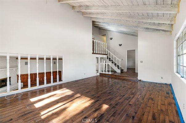 Empty room, Interior, Wooden Beams, Wooden Ceilings, Wood Texture Flooring