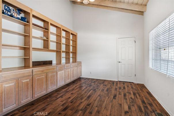 Empty room, Interior, Wooden Beams, Wooden Ceilings, Wood Texture Flooring
