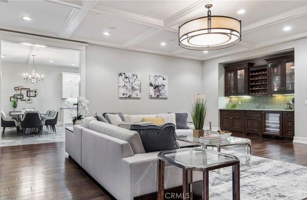 Chandelier, Dining room, Interior, Living room, Pendant Lights, Recessed Lighting, Wood Texture Flooring