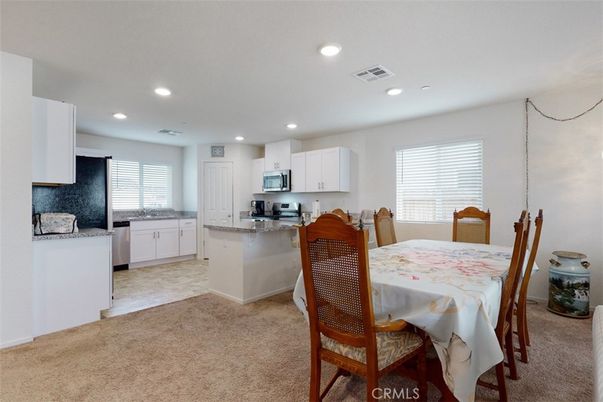 Dining room, Interior, Kitchen, Recessed Lighting, Stainless Steel Appliances