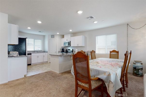 Dining room, Interior, Kitchen, Recessed Lighting, Stainless Steel Appliances