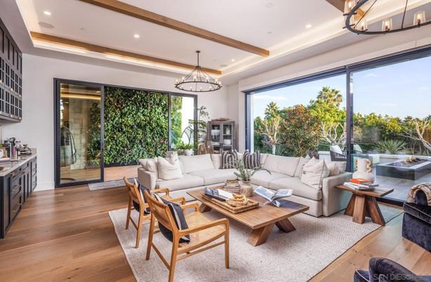 Chandelier, Interior, Living room, Pendant Lights, Recessed Lighting, Wooden Beams, Wood Texture Flooring