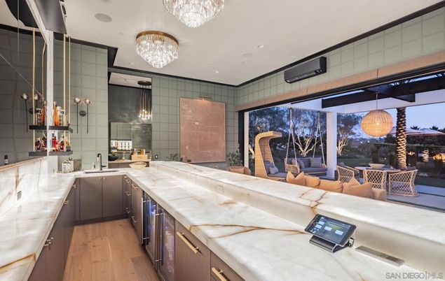Chandelier, Interior, Living room, Recessed Lighting, Wood Texture Flooring
