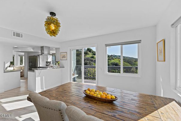 Dining room, Interior, Kitchen, Stainless Steel Appliances, Wood Texture Flooring