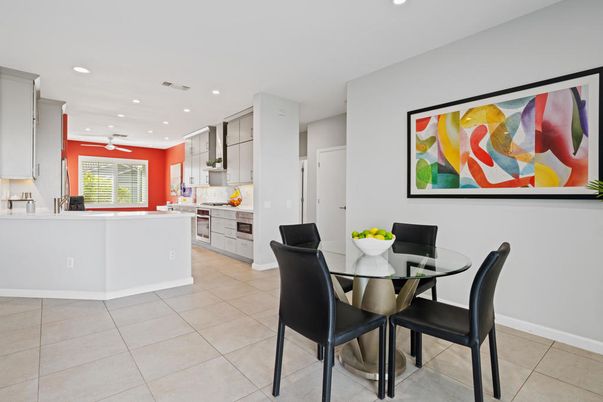 Dining room, Interior, Kitchen, Recessed Lighting