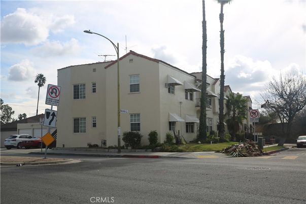 Exterior, Facade, Condo Building