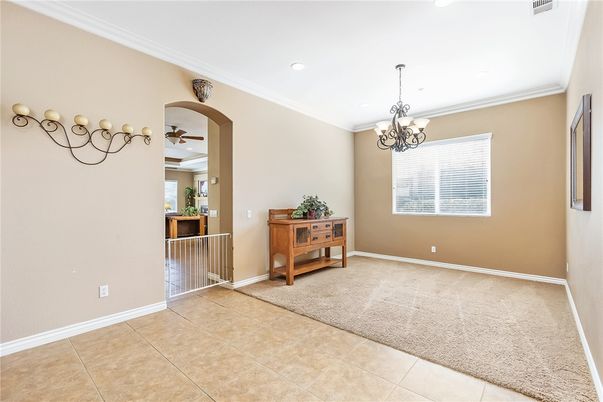 Chandelier, Empty room, Interior, Recessed Lighting