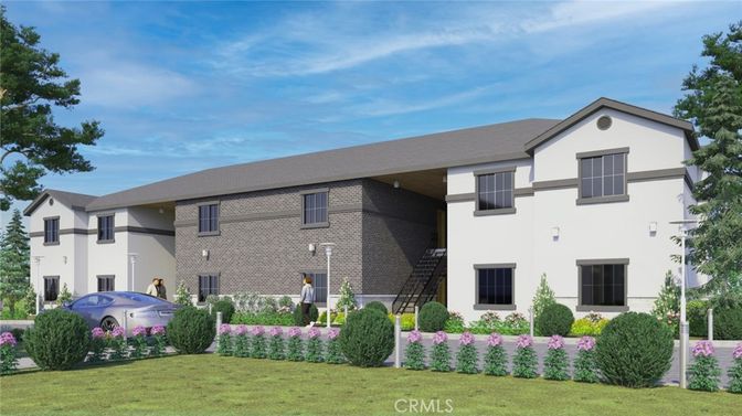 Backyard, Exterior, Facade, Brick Facade, Georgian