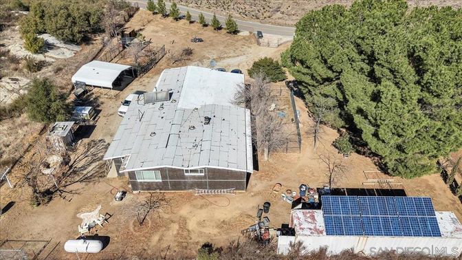 Exterior, Drone