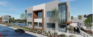 Exterior, Facade, Modern