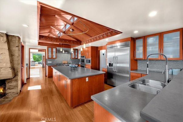 Interior, Kitchen, Pendant Lights, Recessed Lighting, Stainless Steel Appliances, Wooden Beams, Wooden Ceilings, Wood Texture Flooring