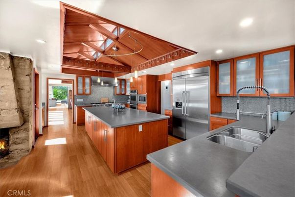 Interior, Kitchen, Pendant Lights, Recessed Lighting, Stainless Steel Appliances, Wooden Beams, Wooden Ceilings, Wood Texture Flooring