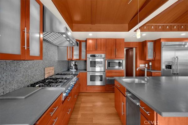 Interior, Kitchen, Recessed Lighting, Stainless Steel Appliances, Wooden Beams, Wooden Ceilings, Wood Texture Flooring