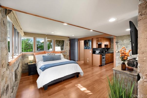 Bedroom, Interior, Kitchen, Recessed Lighting, Stone Walls, Wood Texture Flooring