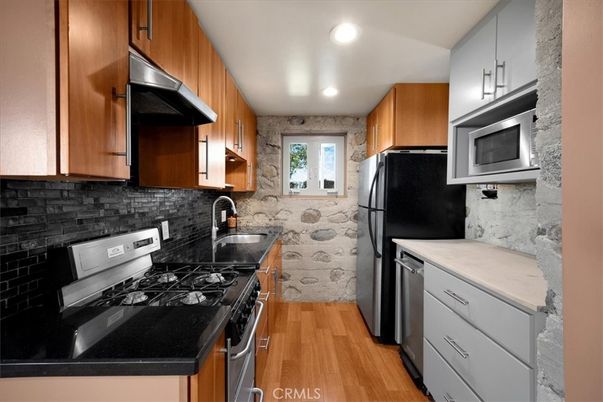 Interior, Kitchen, Recessed Lighting, Wood Texture Flooring