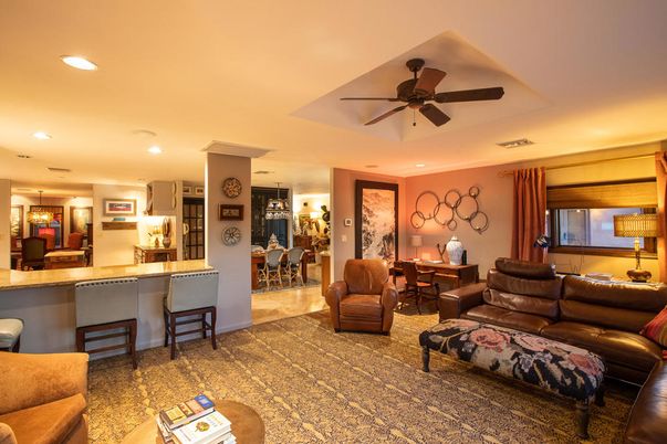 Dining room, Interior, Living room, Pendant Lights, Recessed Lighting