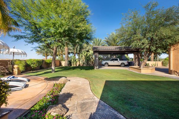 Backyard, Exterior