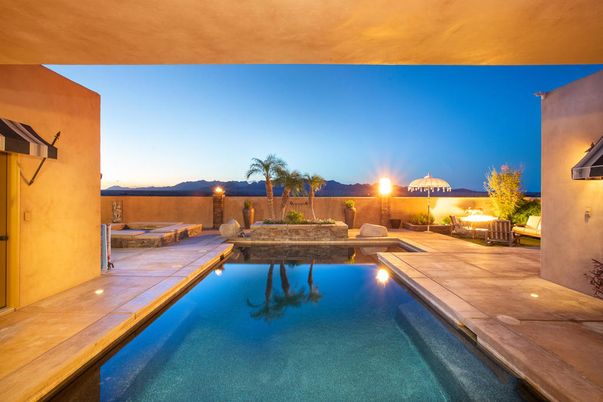 Exterior, Pool