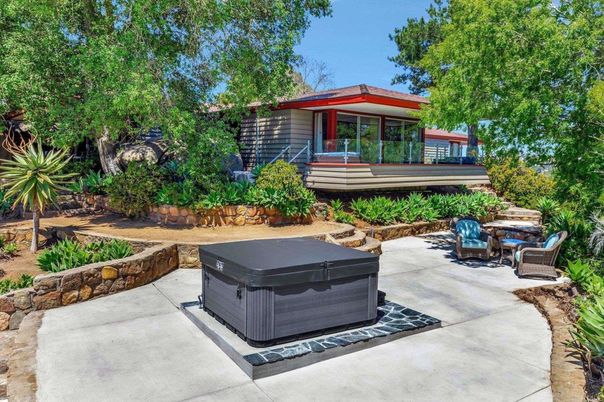 Backyard, Exterior, Hot Tub