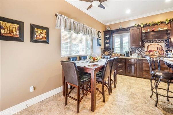 Dining room, Interior, Recessed Lighting
