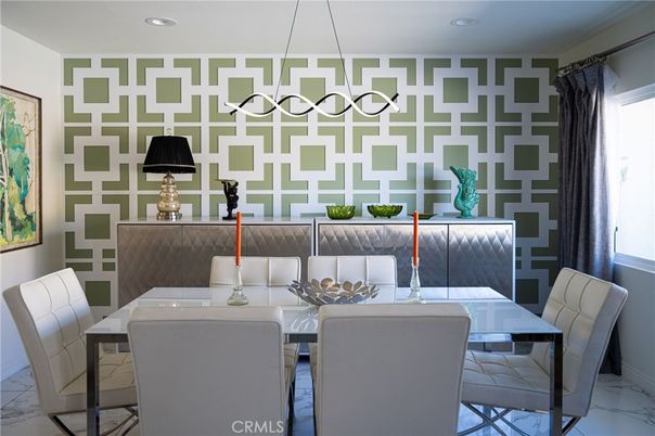 Dining room, Interior, Pendant Lights, Recessed Lighting