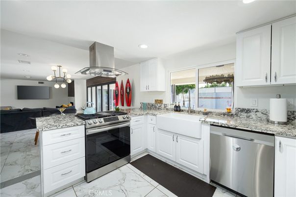 Interior, Kitchen, Living room, Marble, Recessed Lighting, Stainless Steel Appliances