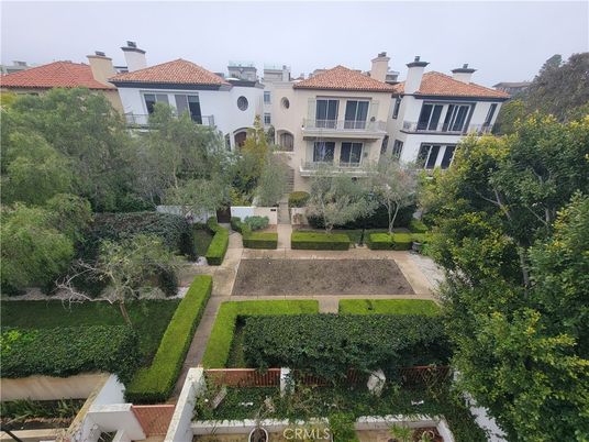 Backyard, Exterior, Facade, Mediterranean