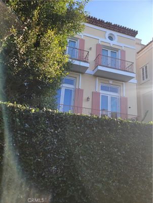 Exterior, Facade, Mediterranean