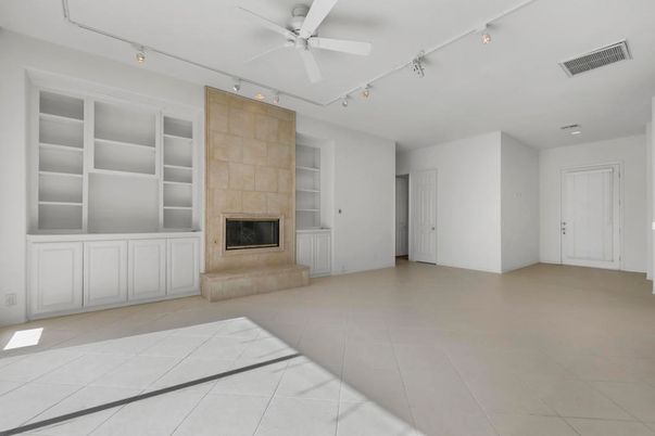 Empty room, Fireplace, Interior