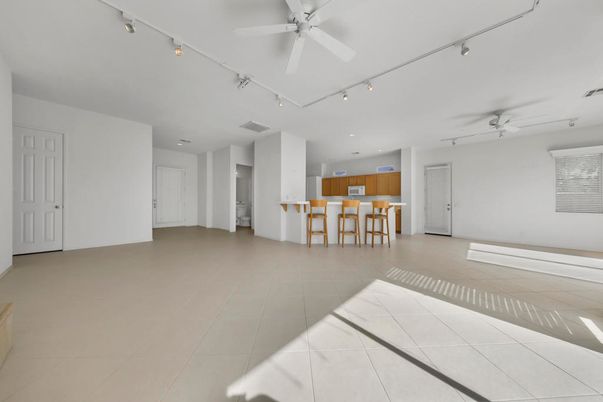 Empty room, Interior, Kitchen, Recessed Lighting