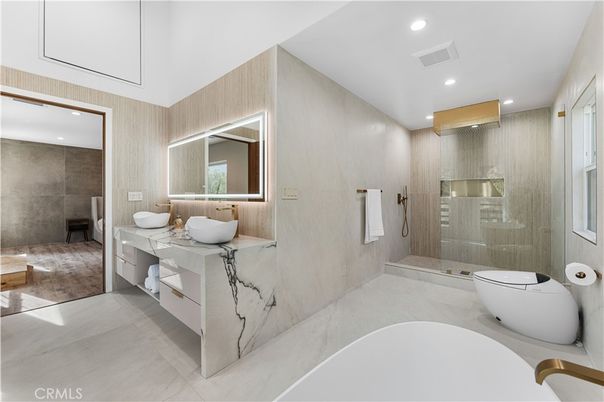 Bathroom, Dual Sink Vanities, Glass Shower, Interior, Recessed Lighting