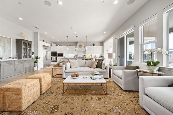 Dining room, Interior, Kitchen, Living room, Pendant Lights, Recessed Lighting, Stainless Steel Appliances