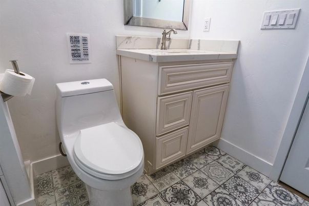 Bathroom, Interior