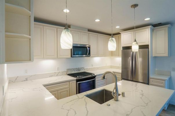 Interior, Kitchen, Pendant Lights, Recessed Lighting