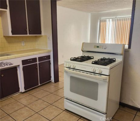 Interior, Kitchen, Tile Countertops